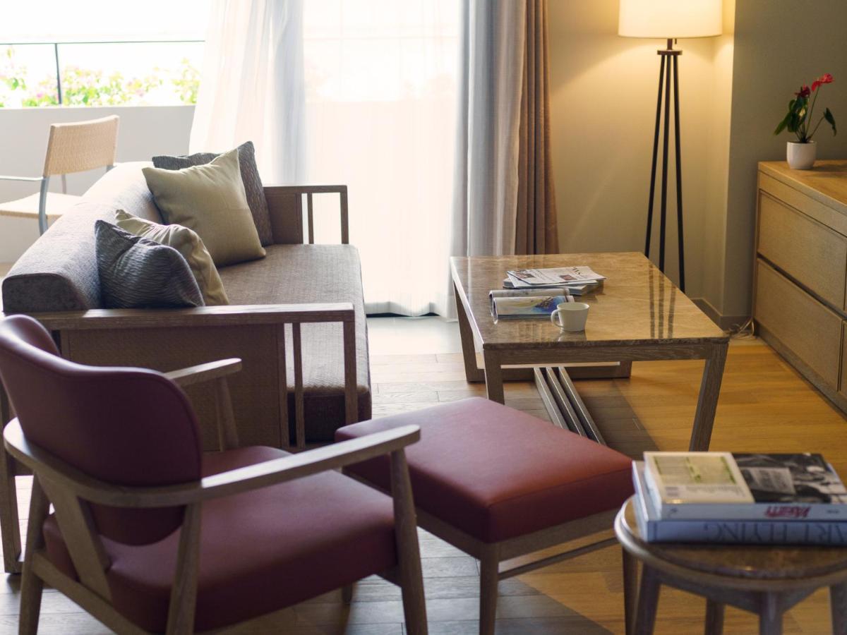 Mb Gallery Chatan By The Terrace Hotels Exteriör bild